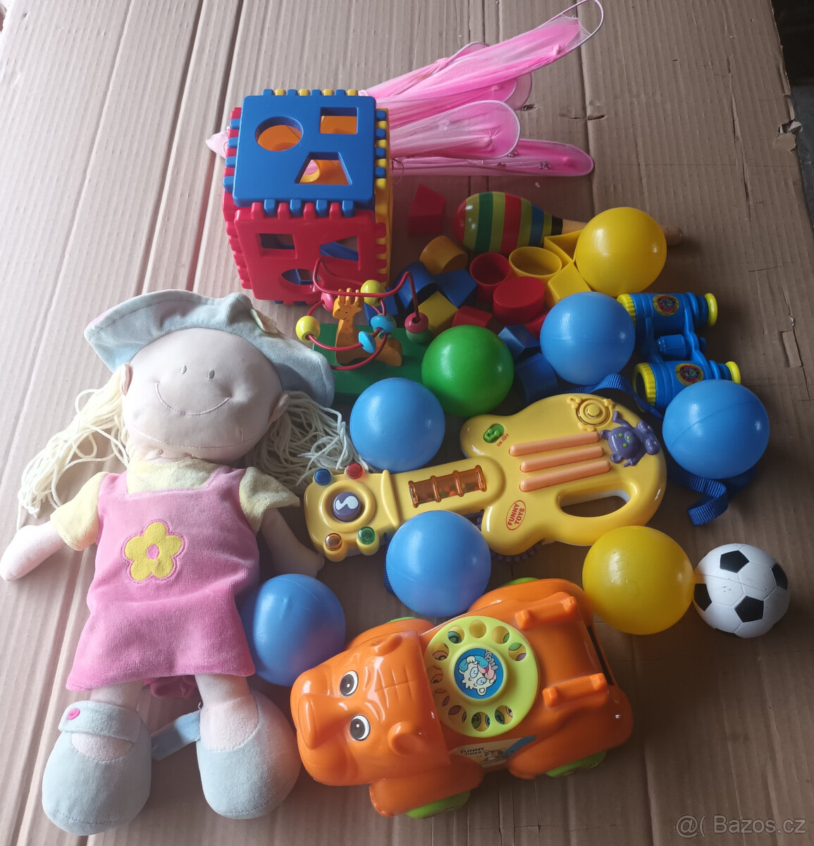 Kočárek pro panenku ,dětské oblečení ,fusak - 8