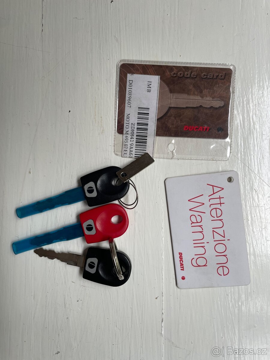 Ducati monster 695, 2006 - 8