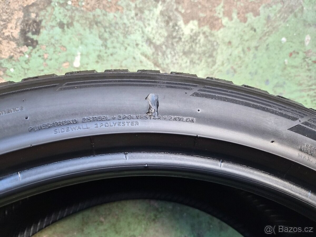 Pár zimních pneu Hankook Winter ICept Evo³ 275/40 R21 XL - 8