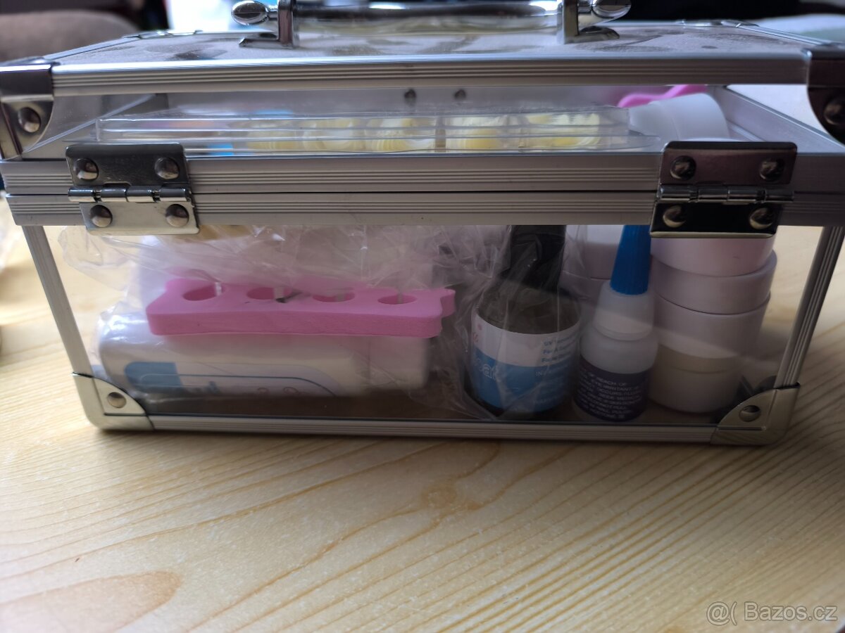 Úplně Nová uv lampa na nehty + kufřík sada na nehty. - 8