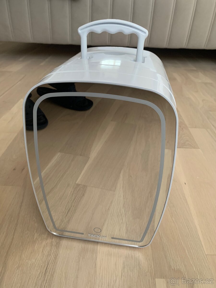 Přenosná kosmetická lednička L ´Oréal s LED zrcadlem - 8