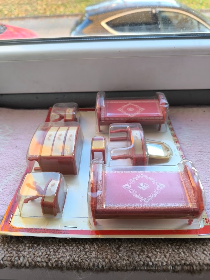 Retro hračky-Nábyteček pro panenky - 8