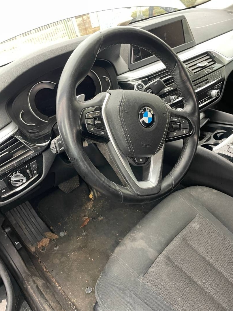 Náhradní díly BMW G30 540i B58 - 8