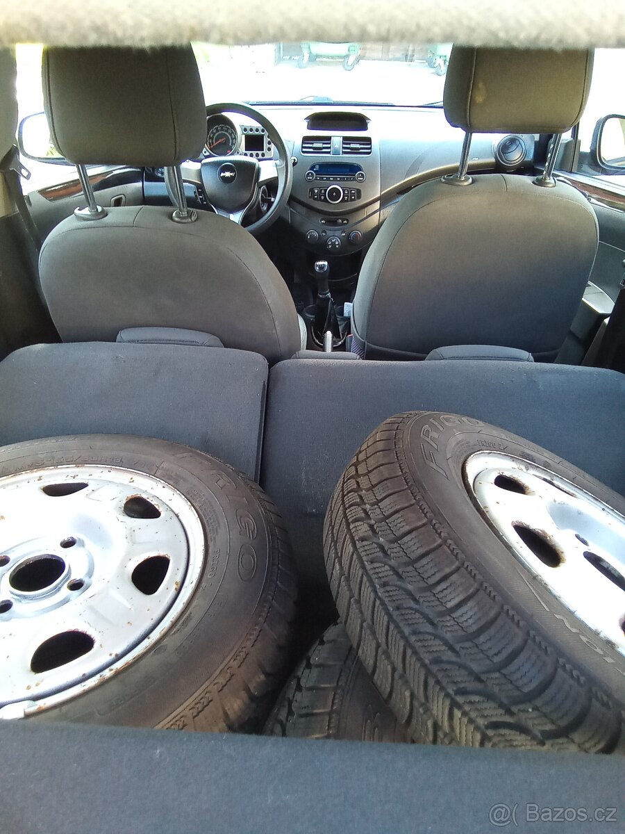 Chevrolet Spark 1.0i,2011,107000 km,klima,nová cz stk. - 8