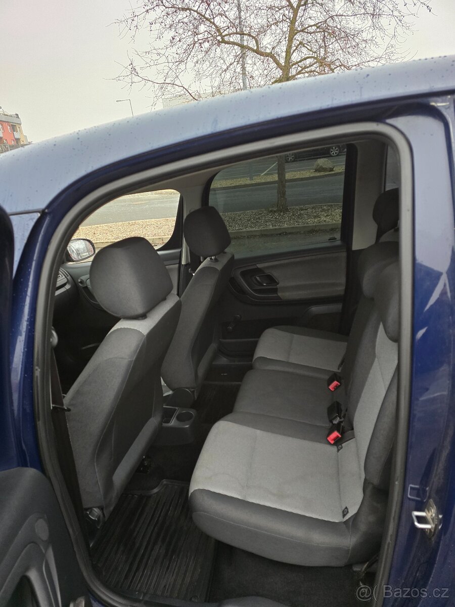 Škoda Roomster 1.2htp 2011 - 8