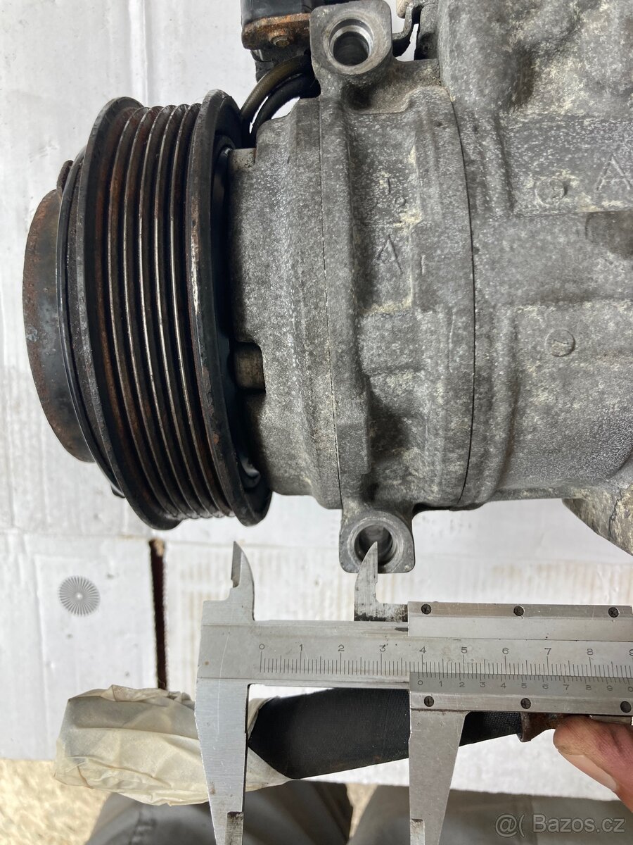 Kompresor klimatizace Mercedes W124,W201 - 8