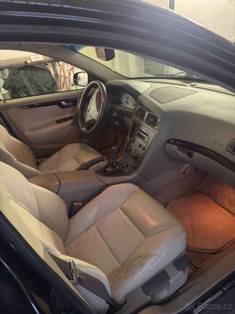 Prodám Volvo S60 D5 - 8