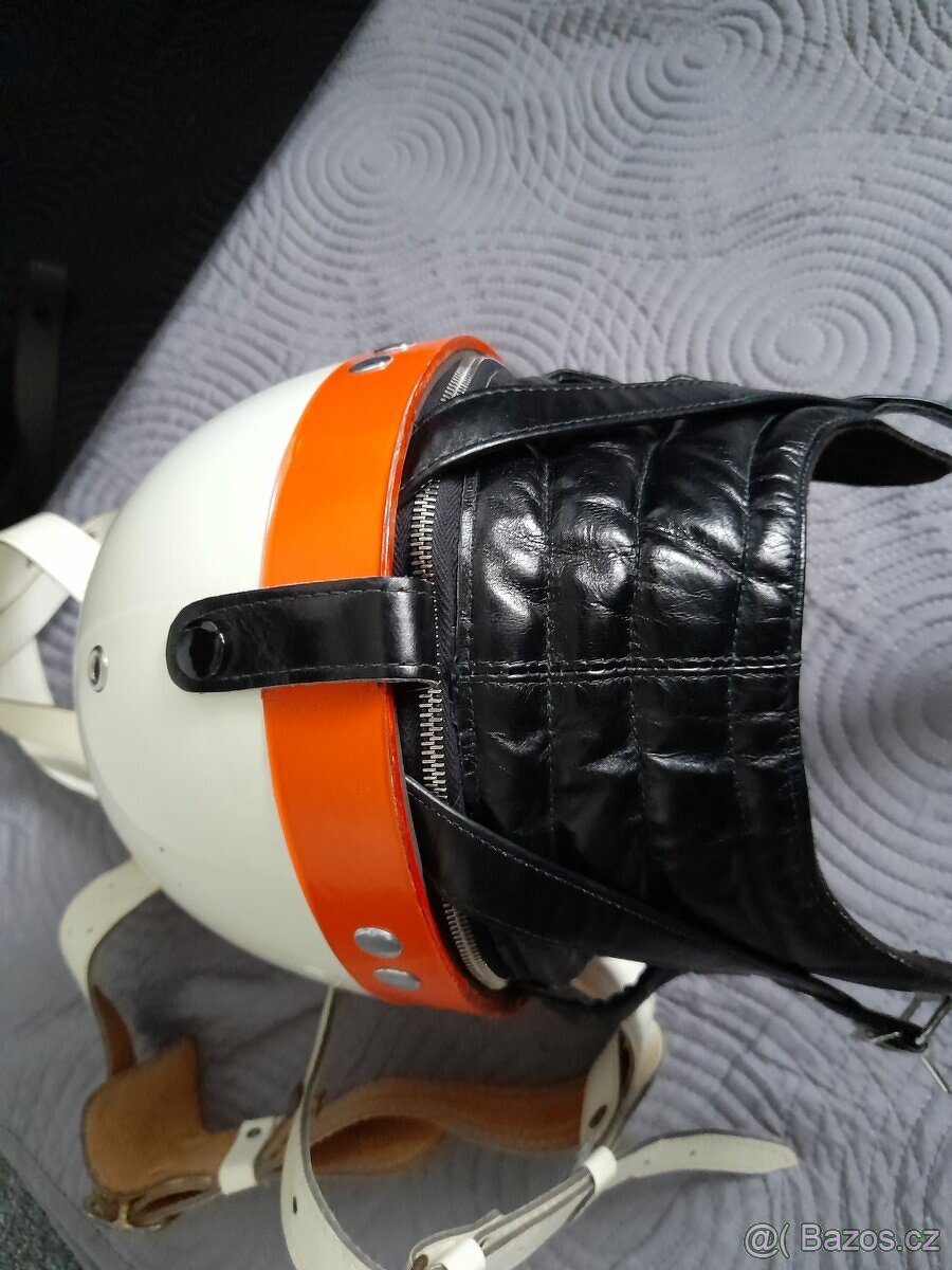 Stará policejní přilba VB, SNB, + Opasek - 8