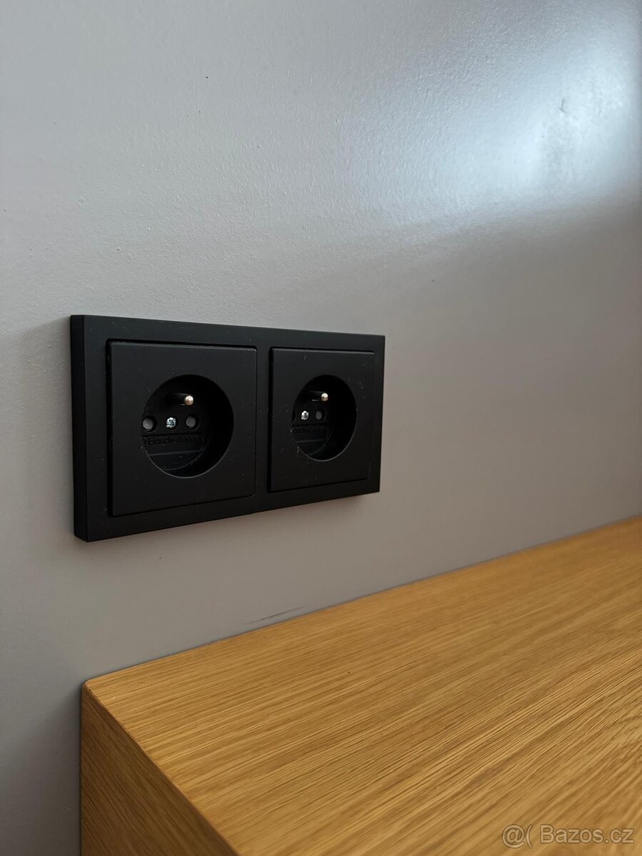 Postel z dubového masivu - 8