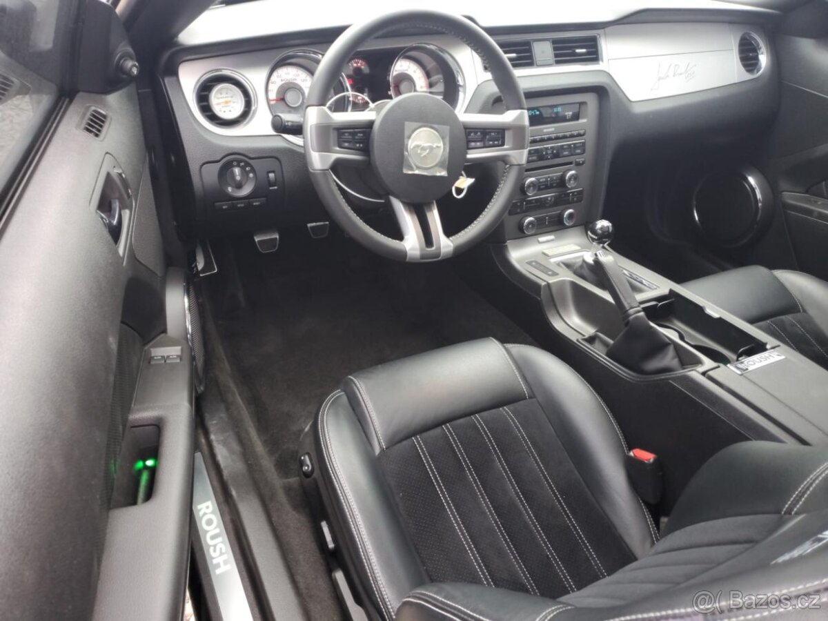 FORD MUSTANG GT 2011 - 8