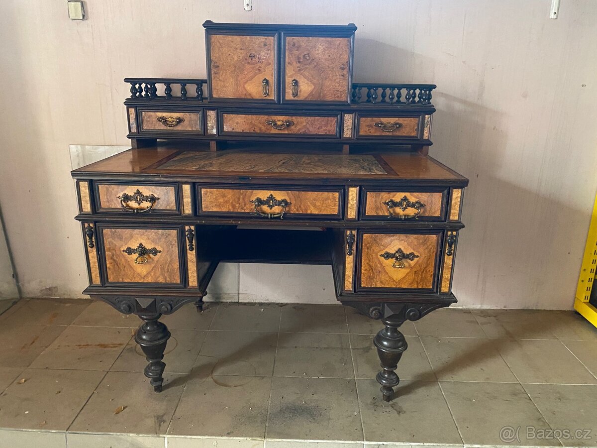Starožitný psací stůl - 8