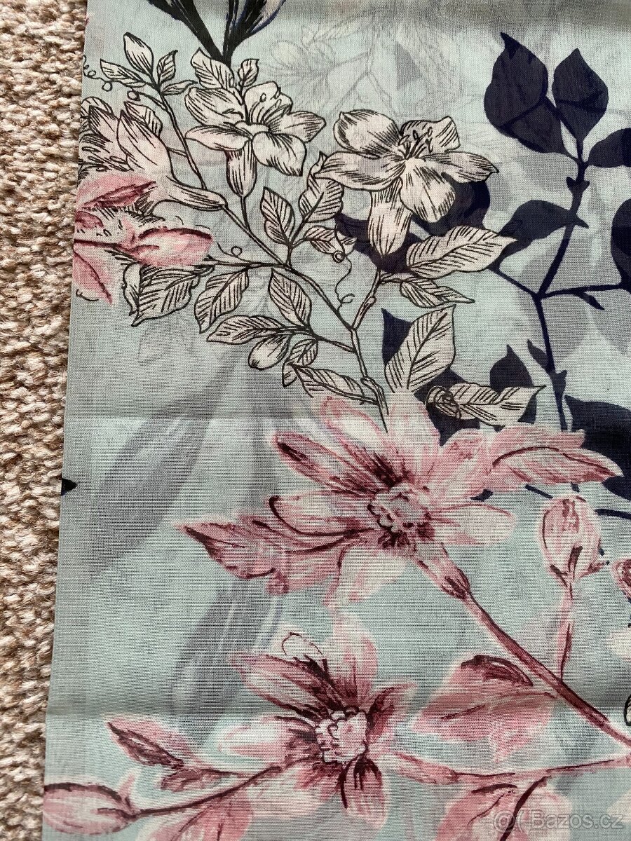 Nový dámský šátek Avon - orig. balení, vzor květiny - 8