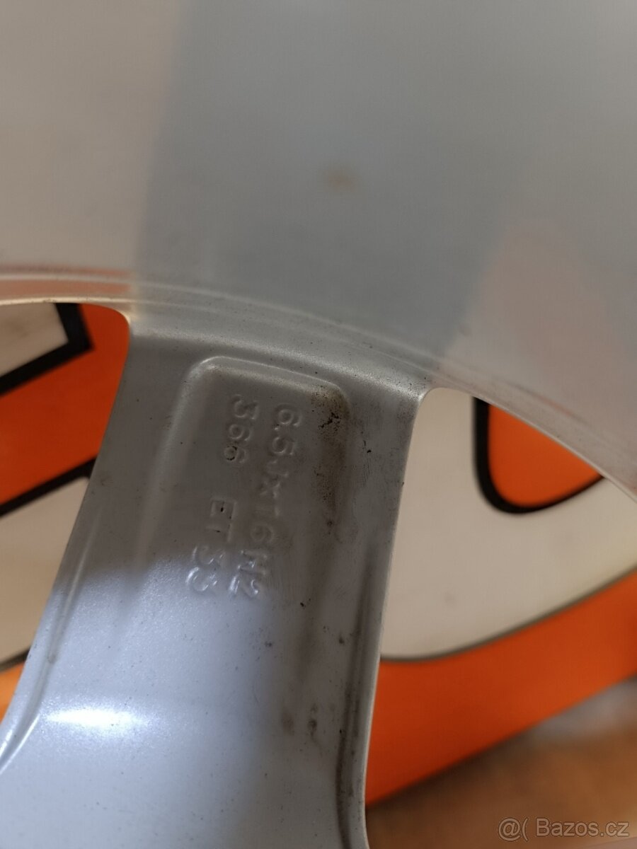 Volkswagen Sharan, Tiguan + zimní pneu 215/65 R16 - 8