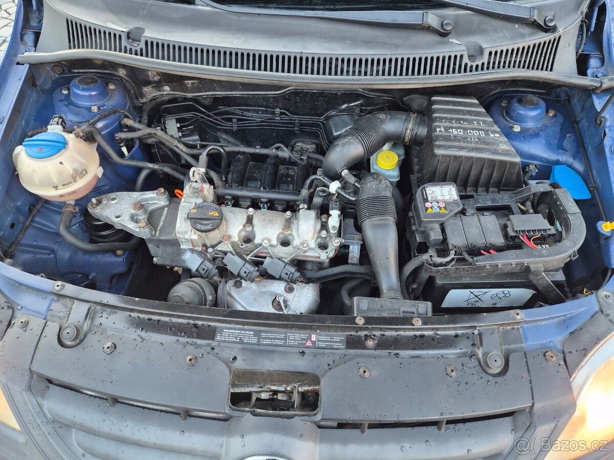 Prodám Volkswagen Fox - 8