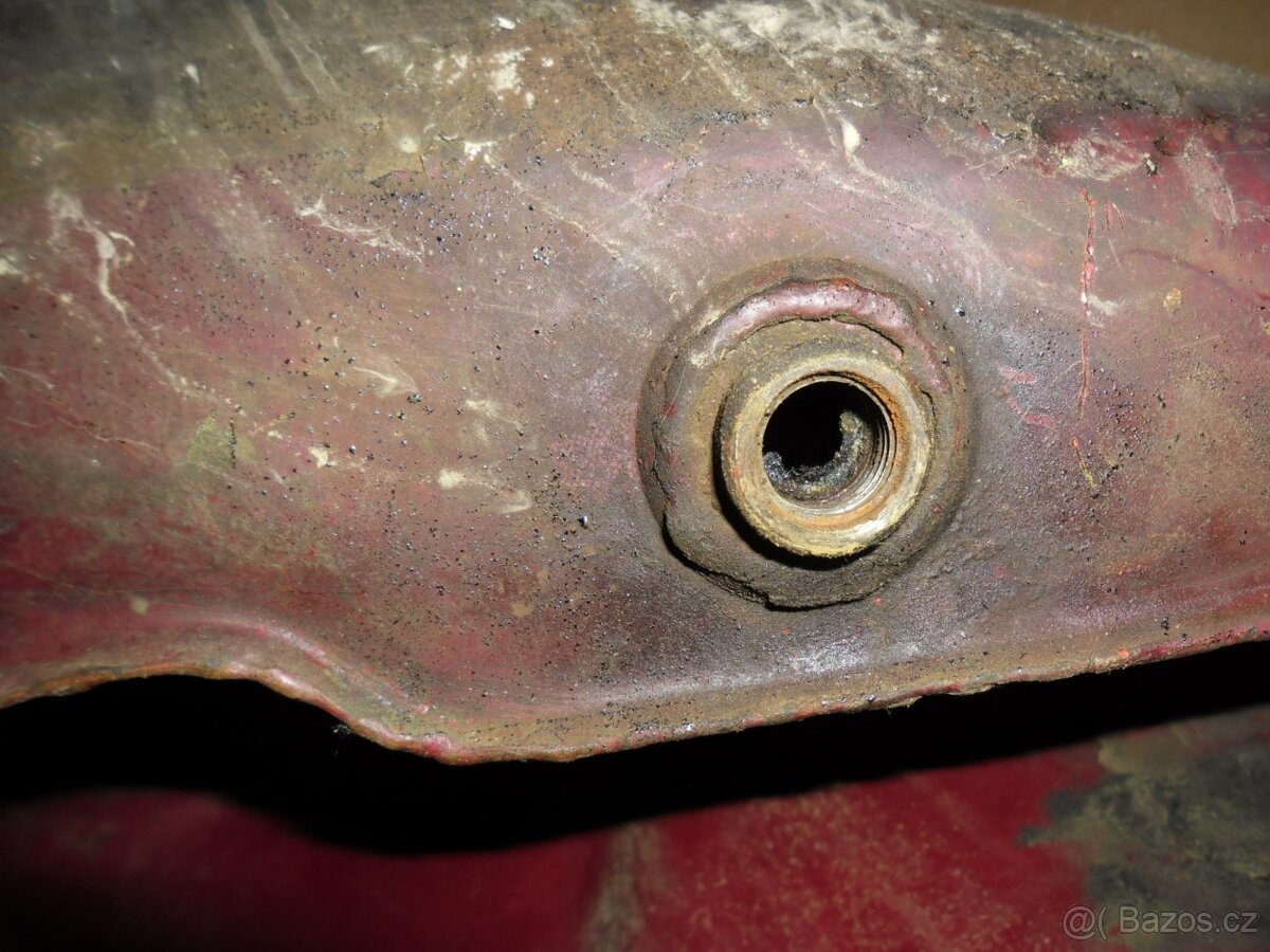 Predám nádrž JAWA - 8