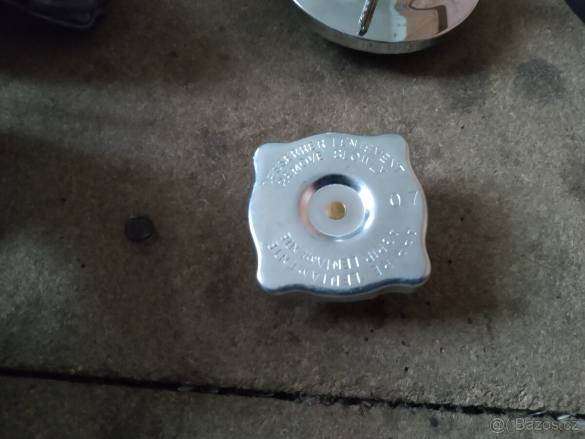 Fiat 128 sport coupe-nove dily - 8