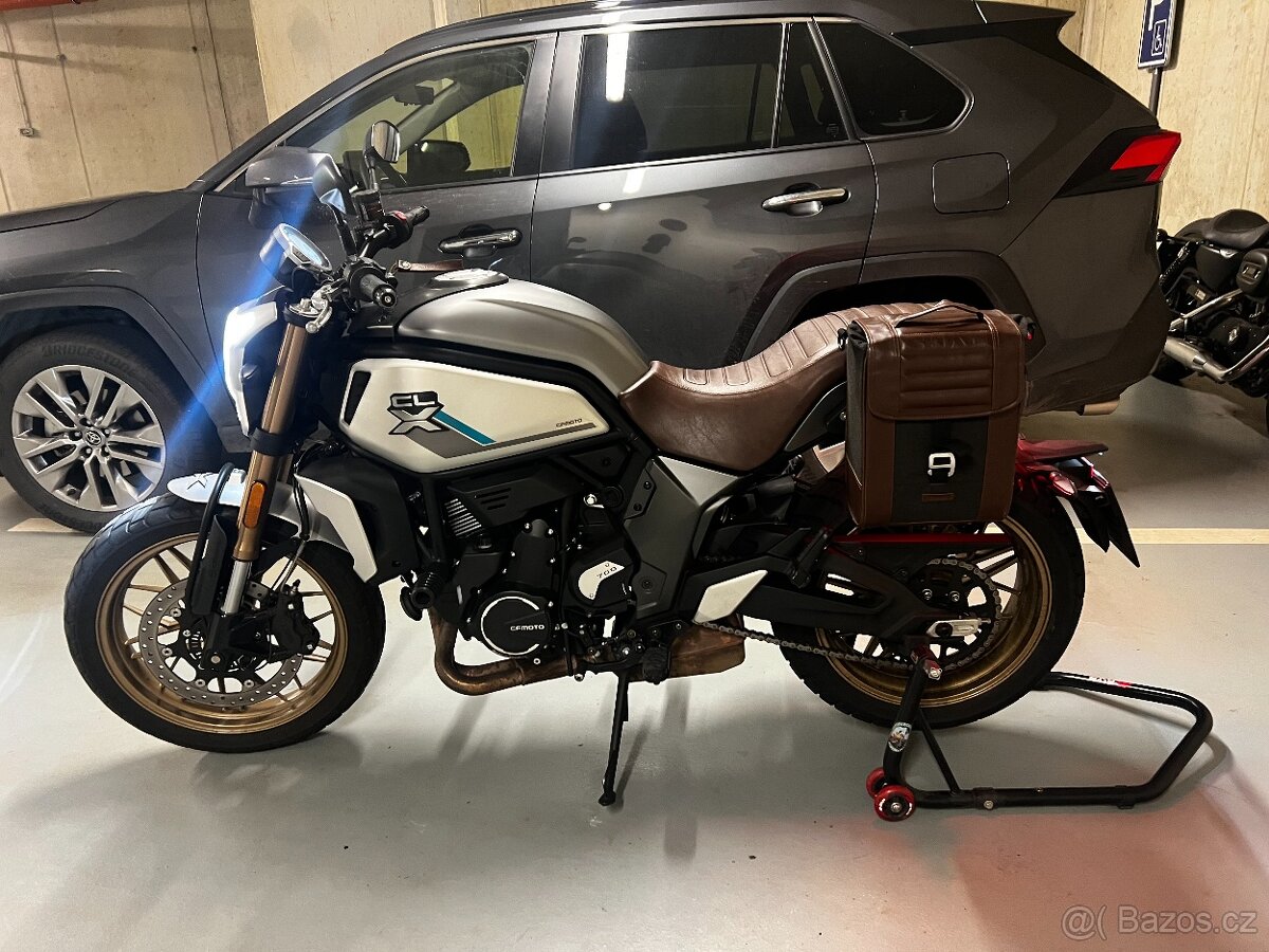 2022 CFMOTO 700CL-X Heritage - 8