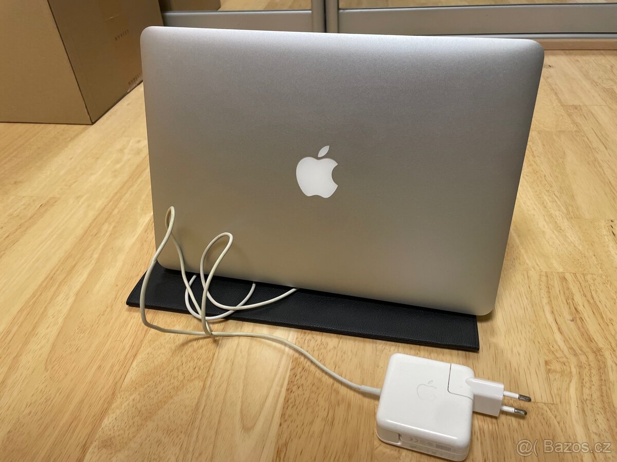 MacBook Air 2017 - 8