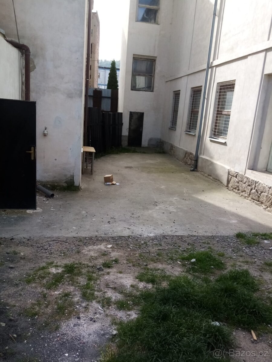 Pronajmu 2x byt 1+1 na Pískách - 8