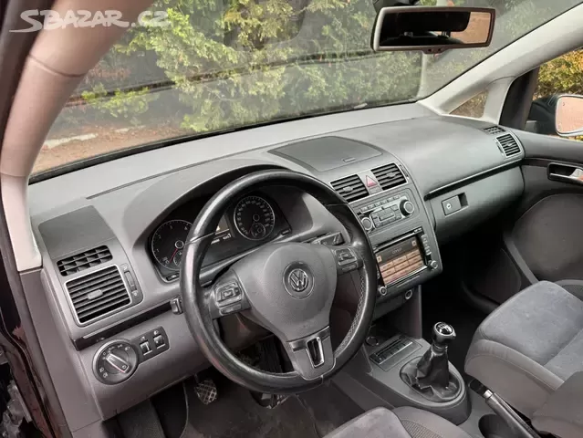 VW Touran 2.0 TDI 103kW,Highline,7.Míst,1.Majitel,Webasto. - 8