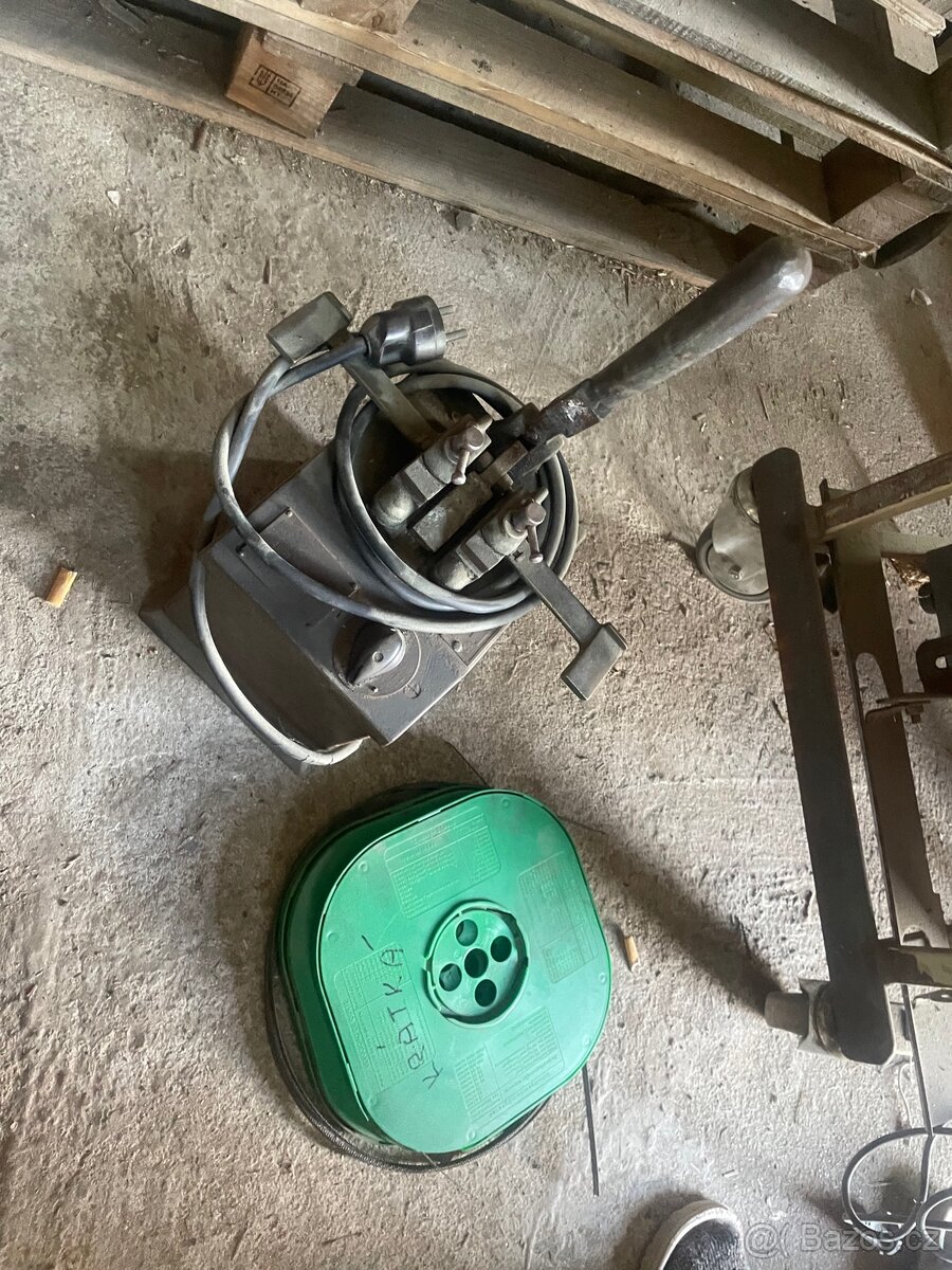 Pasová pila + pásy + svářečka na pásy - 8