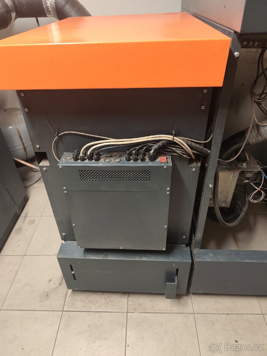 Kotel na pelety opop 30 KW - 8