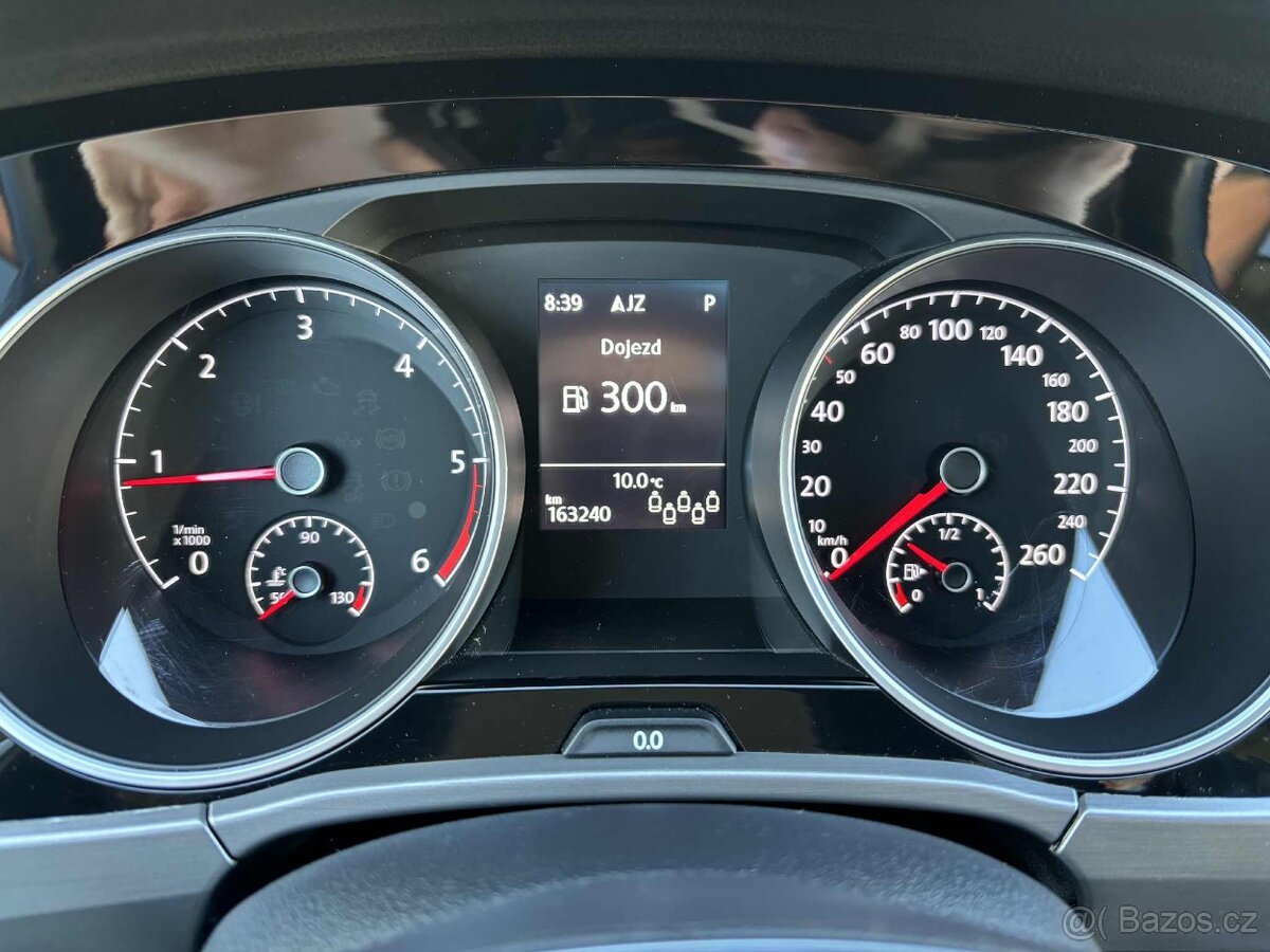 Volkswagen Touran 1.6 TDI SCR 115k Comfortline DSG - 8