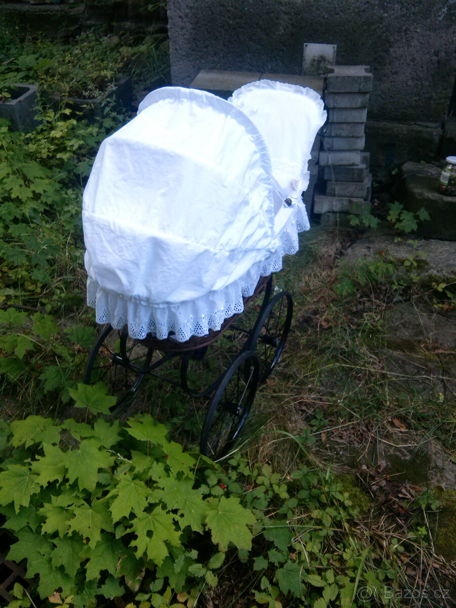 PROUTĚNY KOČAREK S MADEIR. KRAJKOU+ PANENKA ARIES NATAL 33cm - 8