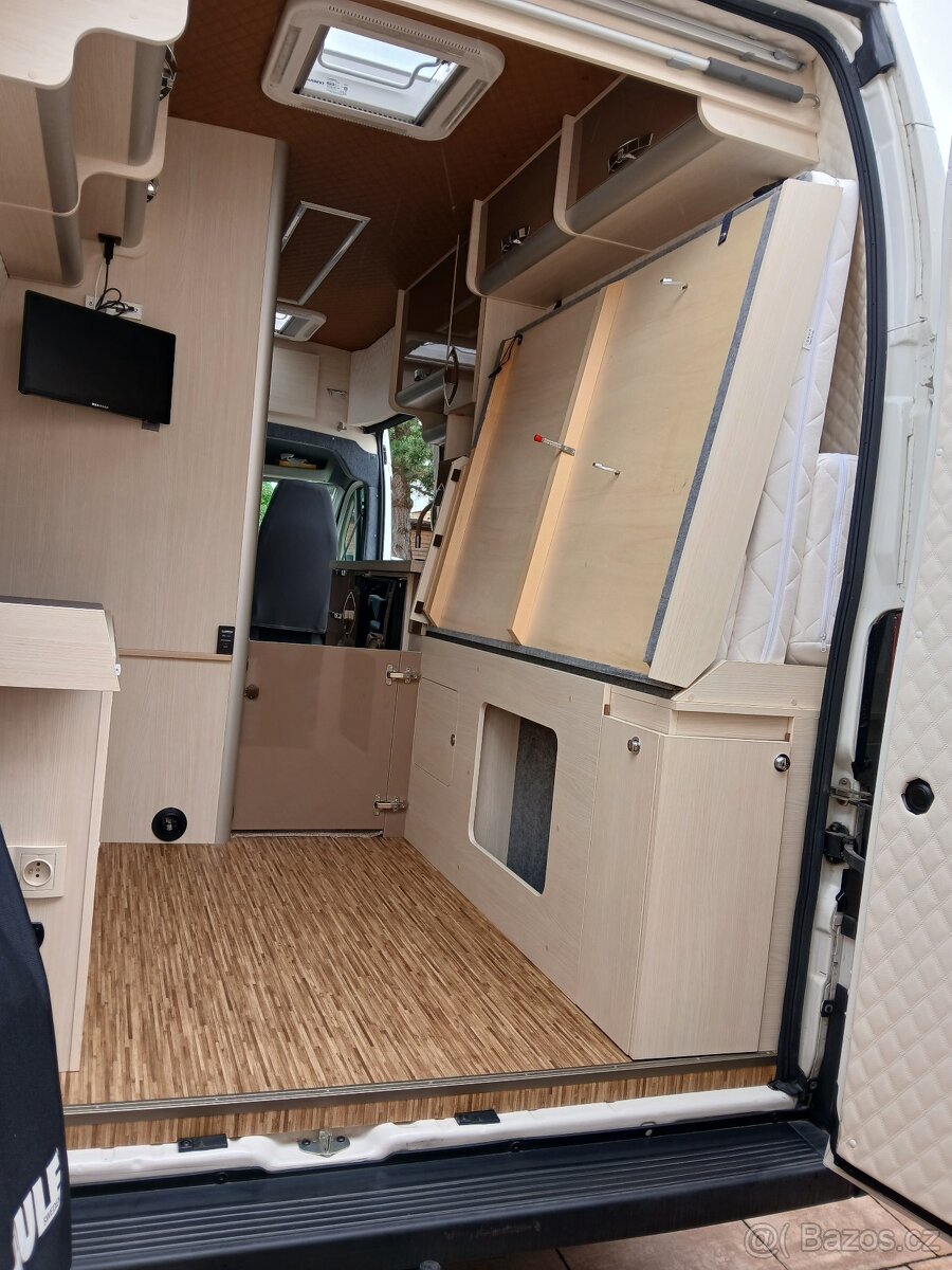 OBYTNÉ AUTO - SUPER STAV - 8