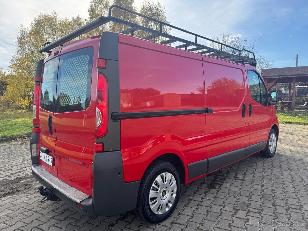 RENAULT TRAFIC 2.5DCI 107KW LONG 2X ŠOUPAČKY MOD.2008 - 8