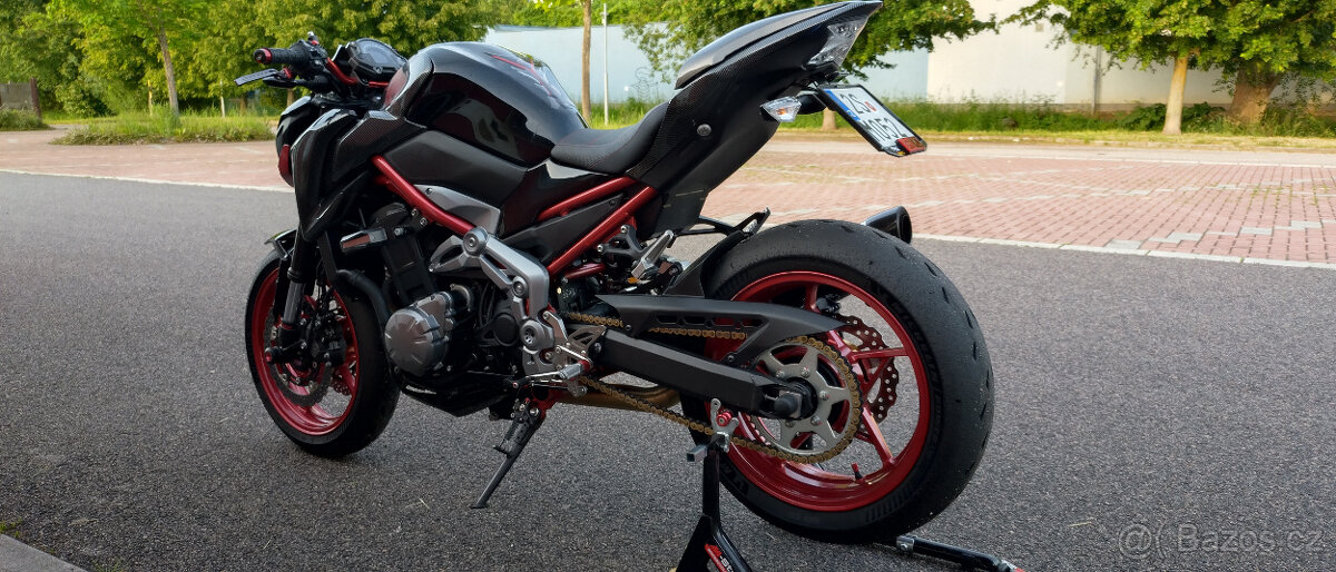 Kawasaki Z900 2019 ČR - 8