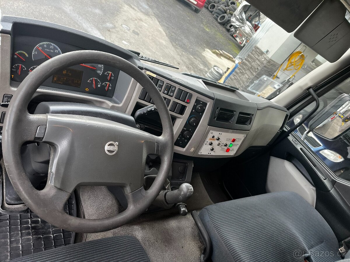 Volvo FL240 plošina - 8