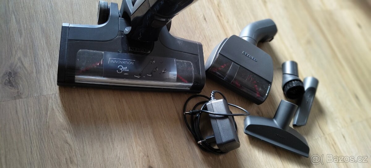 Vysavač tyčový Miele Triflex HX1 Cat&Dog - 8