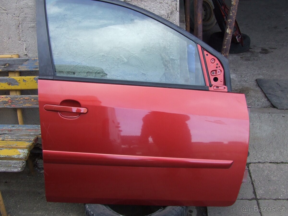 Prodám dveře Ford Fiesta Mk5 - 8