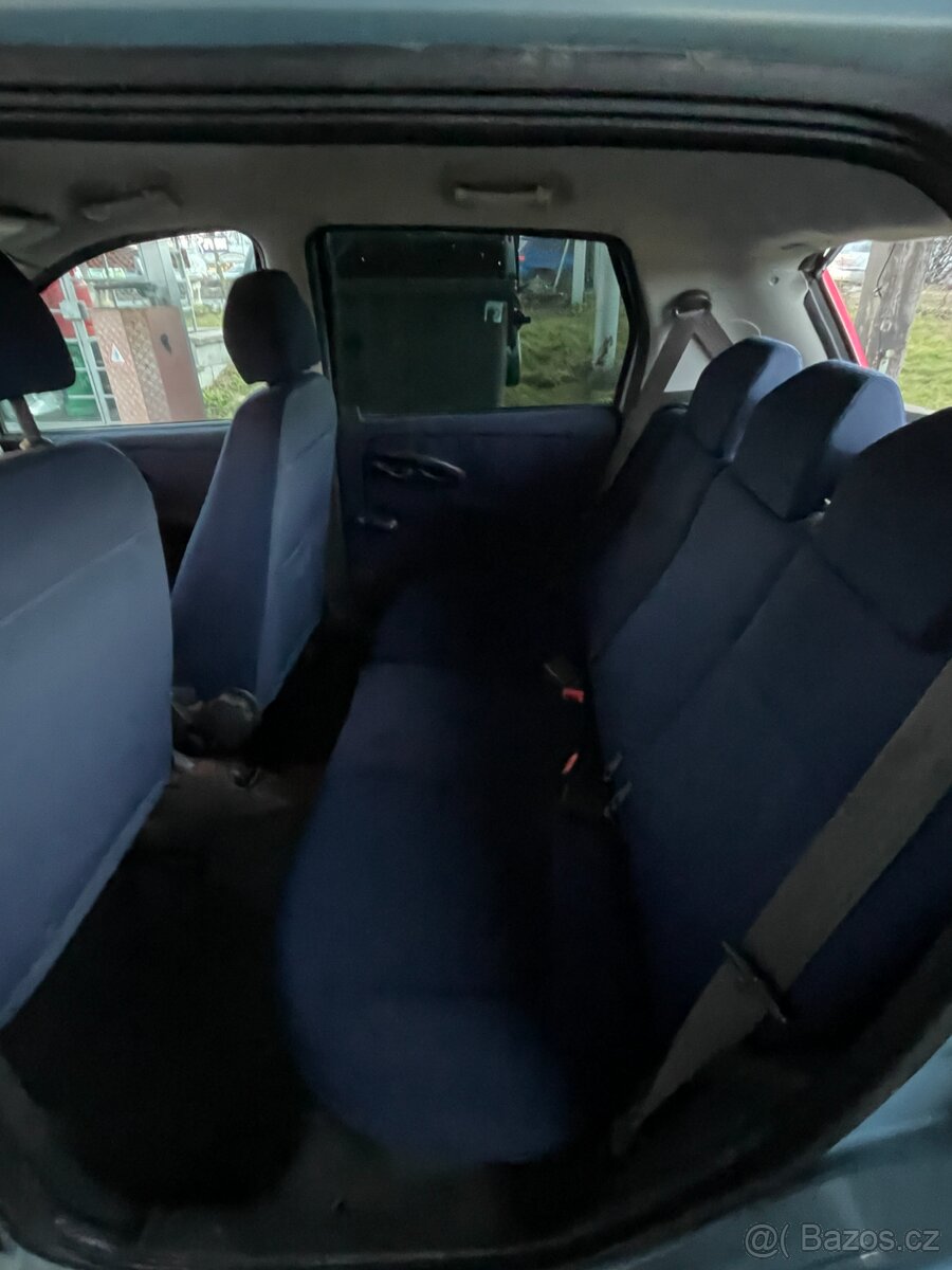 FIAT PUNTO ELX 1.2 8V benzín 2001 - 8