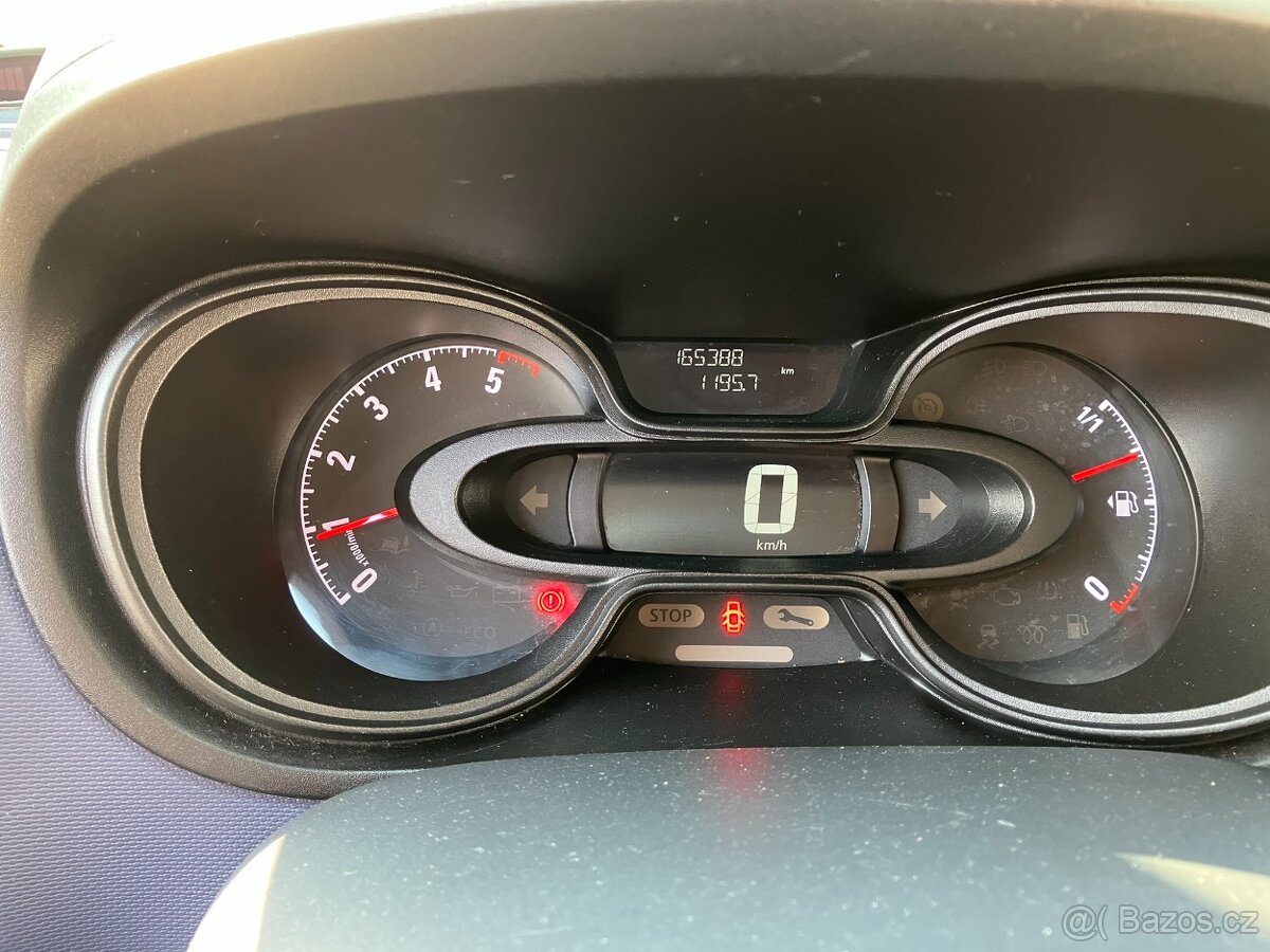 Opel Vivaro B - 8