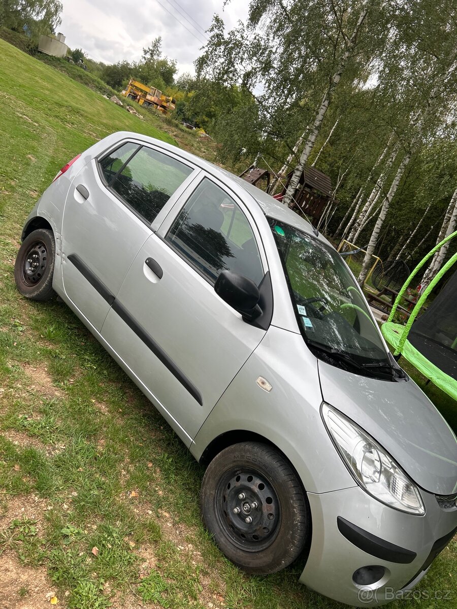 Prodám Hyundai i10 - 8