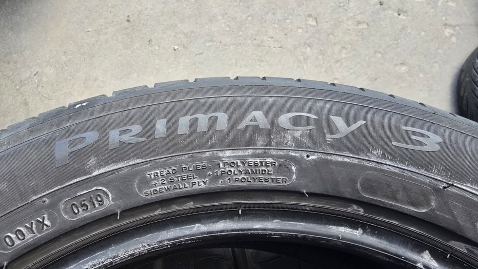 Letní pneu 235/50/17 Michelin - 8