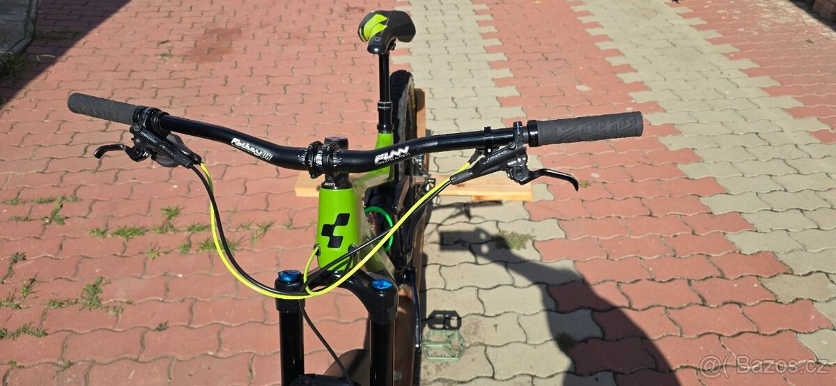 cube stereo race - 8