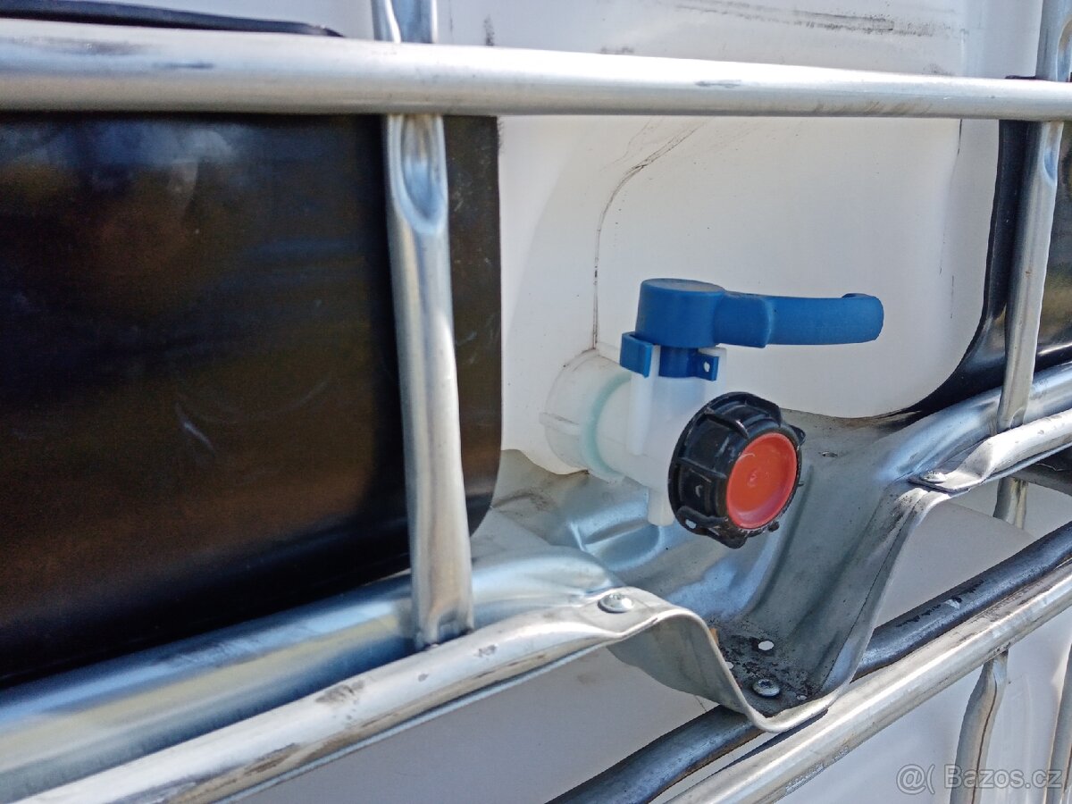 IIBC nádrže kontejnery na 1000 litrů bílé pěkné - 8