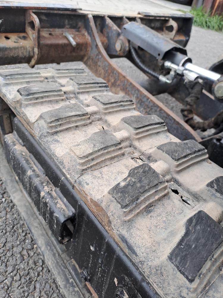 Minibagr Bobcat E10, 3x lžíce - 8