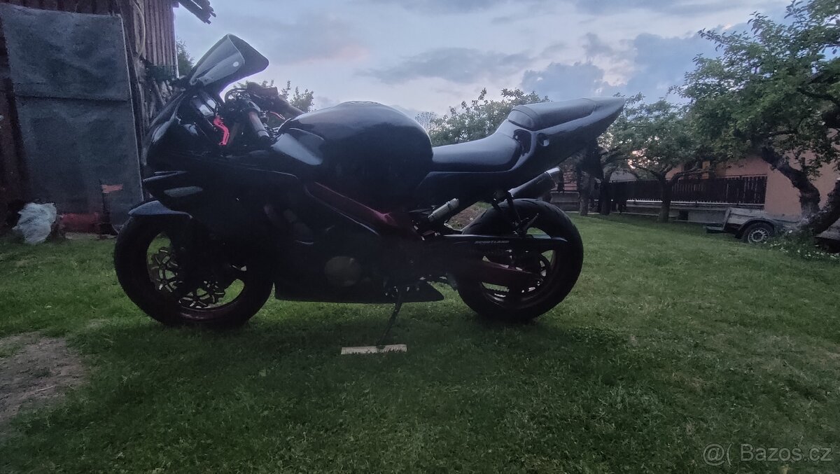 Honda CBR 600 sport - 8