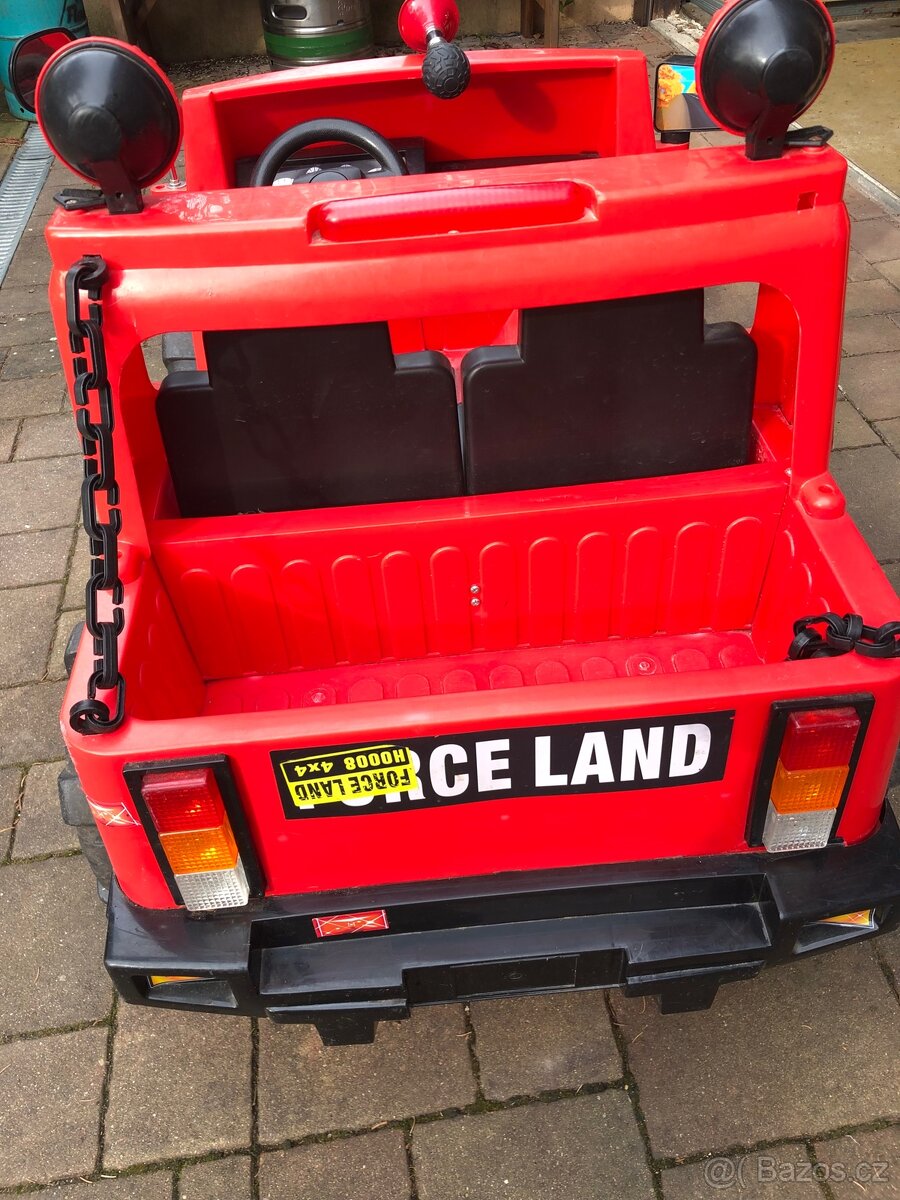 Elektrické autíčko pro dvě děti - 8