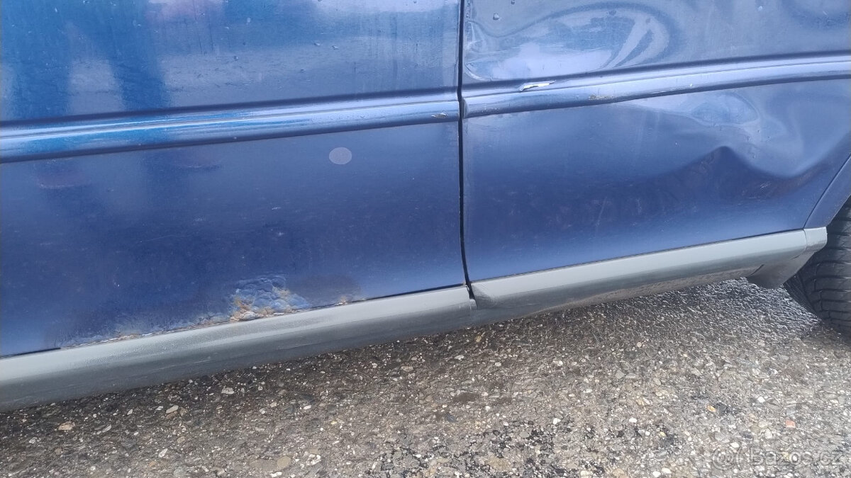 AUDI A3 hatchback, 1,9 TDI 66kW, rok 2000 - 8