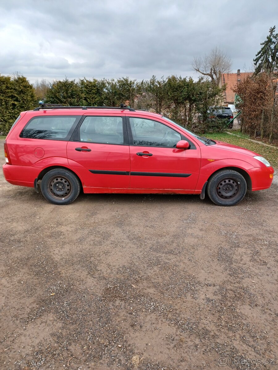 Ford Focus kombík - 8