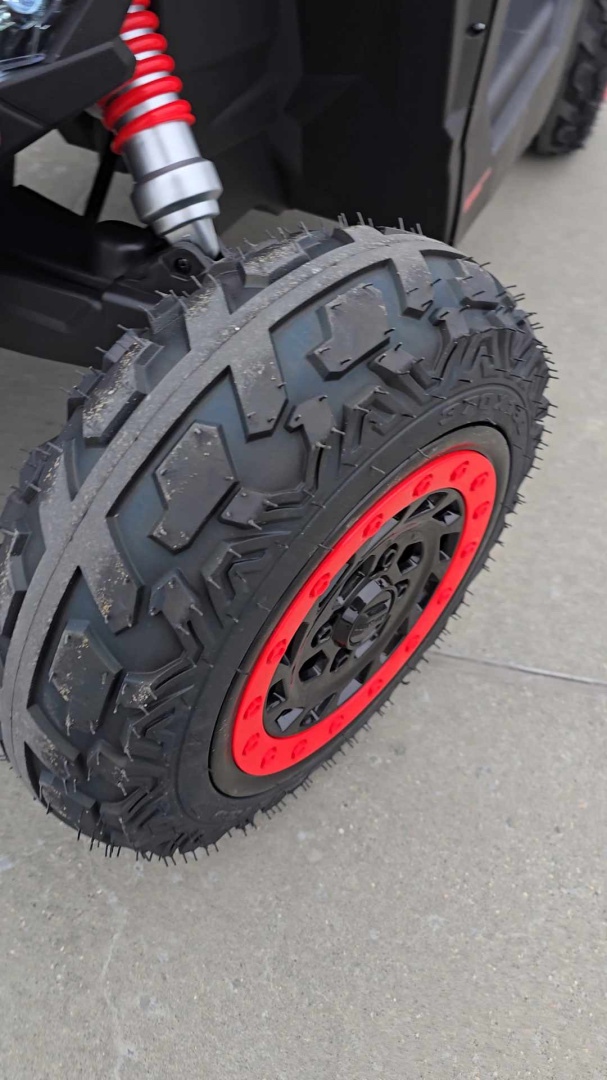 Dětská elektrická buggy s nafukovacími koly, dojezd 4-5 hod - 8