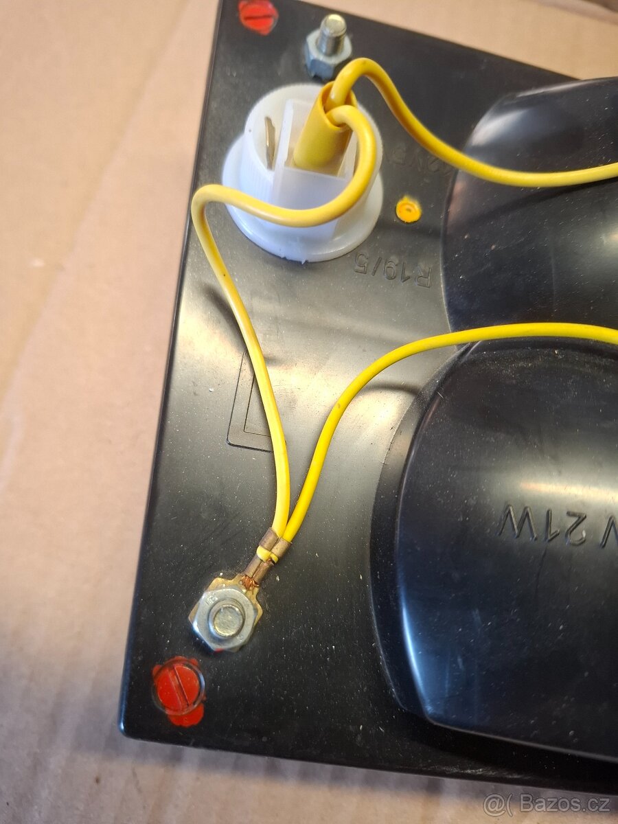 Zadní levé světlo Škoda 120M, 130, Rapid 136 - 8