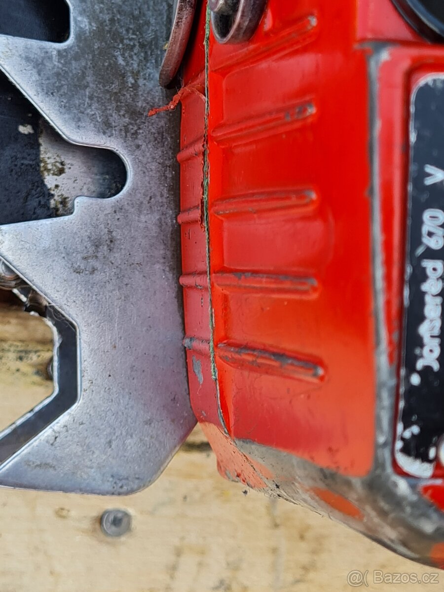 Jonsered 670 Chamap motorova pila - 8