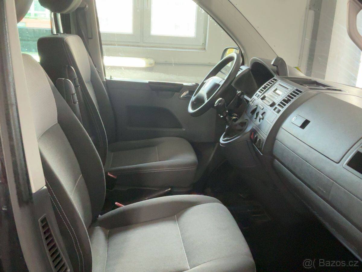 Multivan T5 1.9TDI 75kW,webasto,tažné,serviska - 8