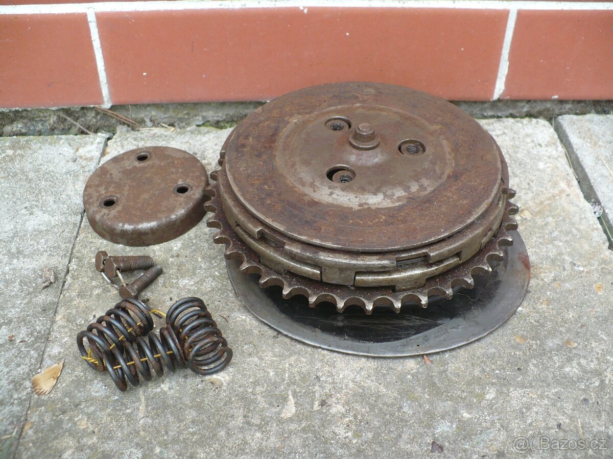 NSU MOTOR + PŘÍSLUŠENSTVÍ - 8